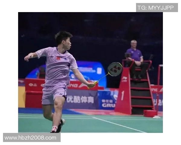 成都羽毛球队与武汉羽毛球队赛后复盘分析比赛经验与战术调整